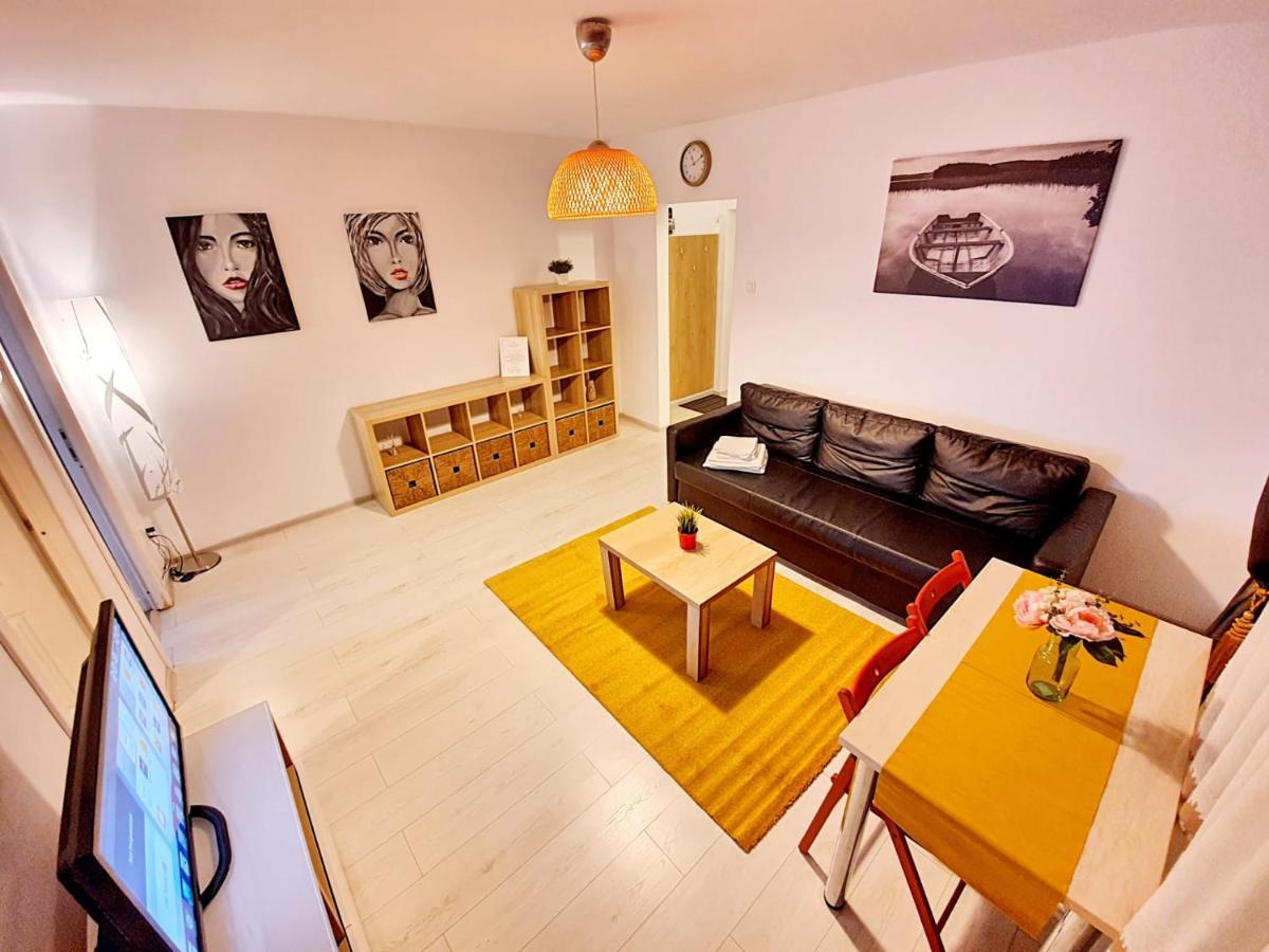 Downtown, Ideal For Longer Stays, Family Friendly Apartment - Nb73A Bucharest Luaran gambar