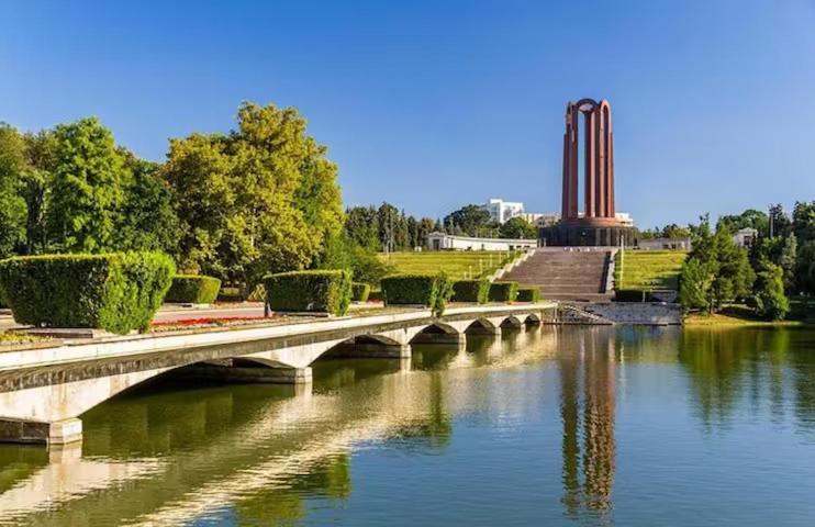 Downtown, Ideal For Longer Stays, Family Friendly Apartment - Nb73A Bucharest Luaran gambar