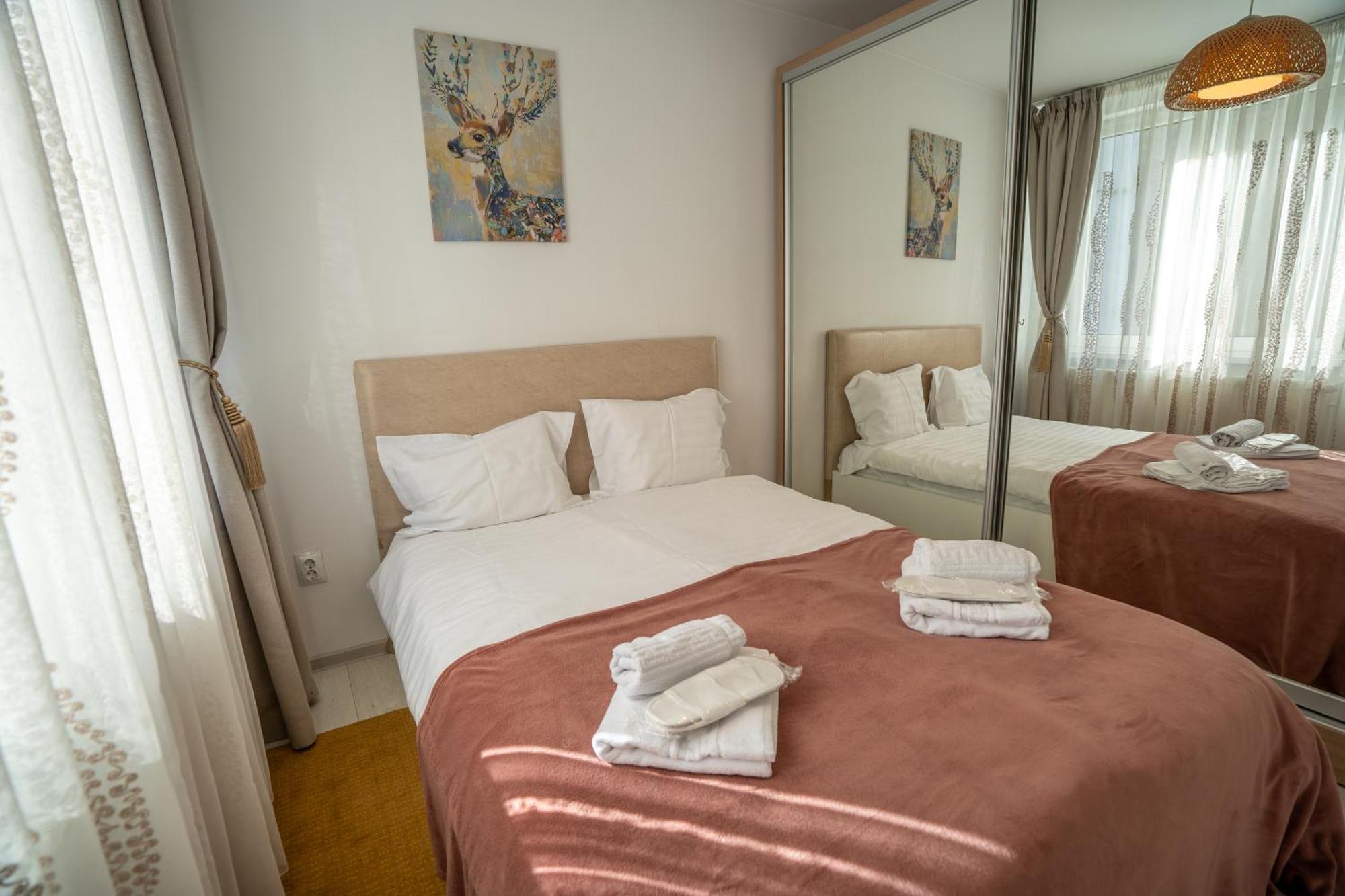 Downtown, Ideal For Longer Stays, Family Friendly Apartment - Nb73A Bucharest Luaran gambar