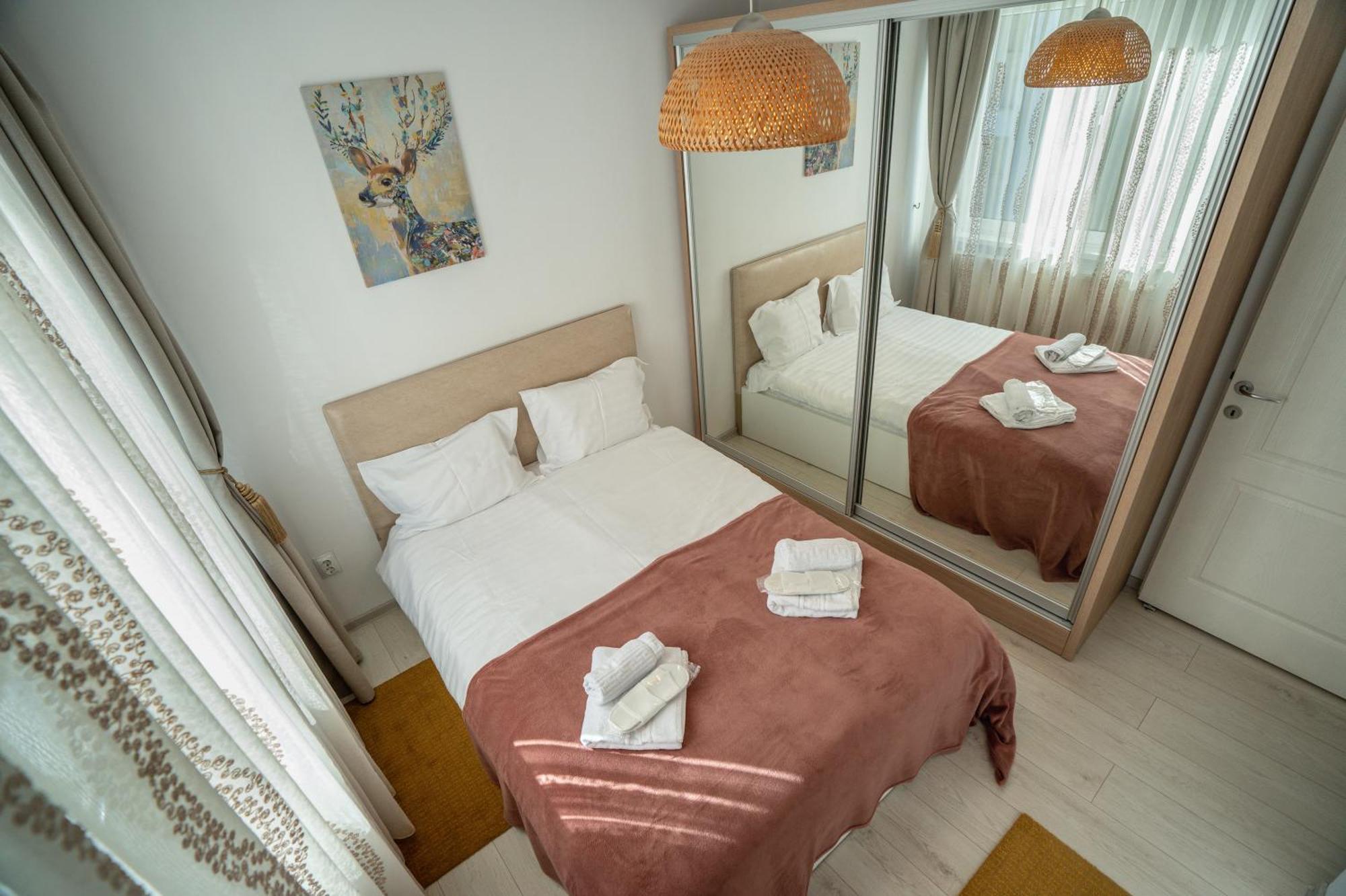 Downtown, Ideal For Longer Stays, Family Friendly Apartment - Nb73A Bucharest Luaran gambar