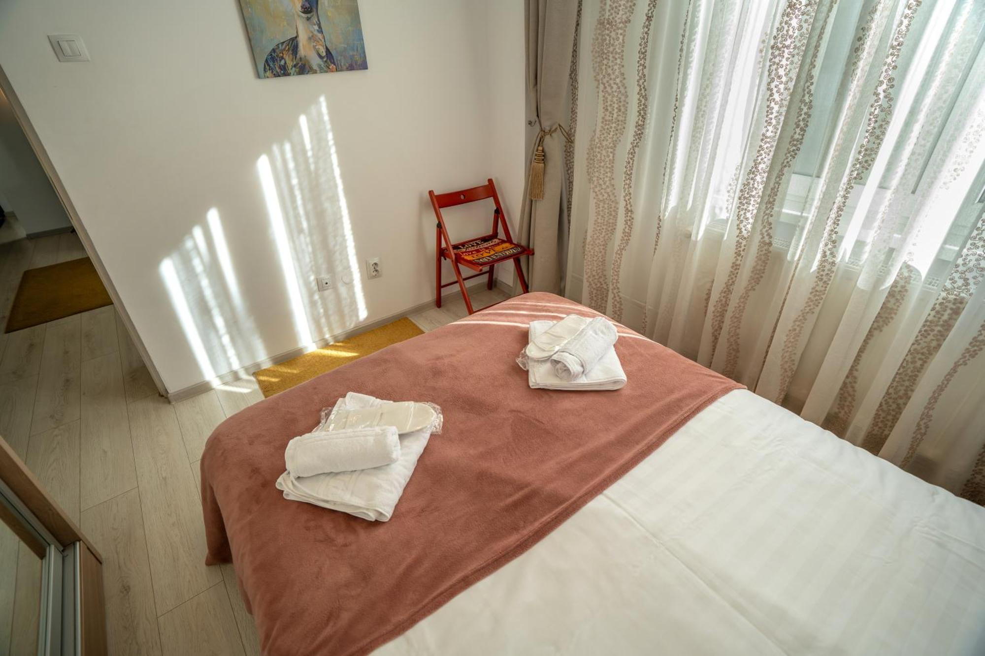 Downtown, Ideal For Longer Stays, Family Friendly Apartment - Nb73A Bucharest Luaran gambar
