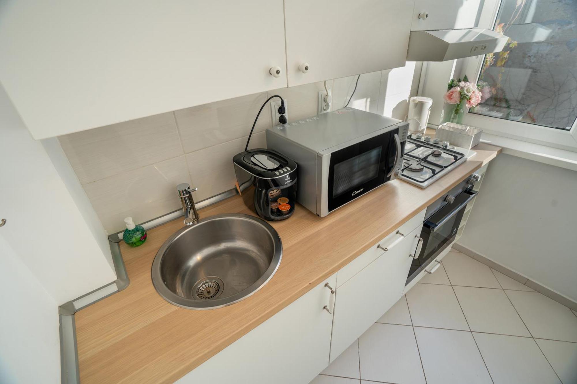 Downtown, Ideal For Longer Stays, Family Friendly Apartment - Nb73A Bucharest Luaran gambar
